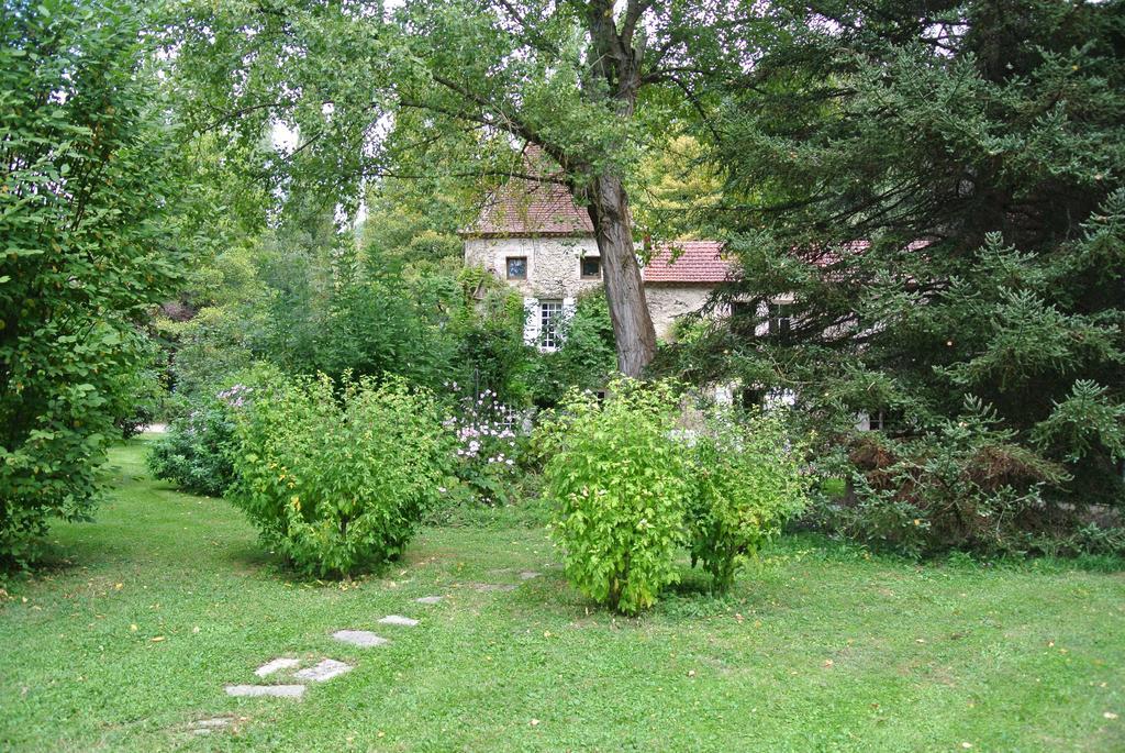 Moulin De Repassat Etape Voie Verte Bazens Exterior foto